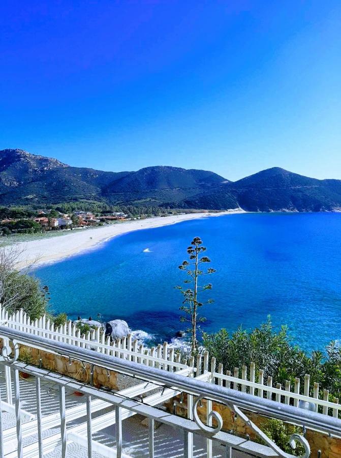B&B Is Pranus A Mari Casa Privata Solanas  Dış mekan fotoğraf